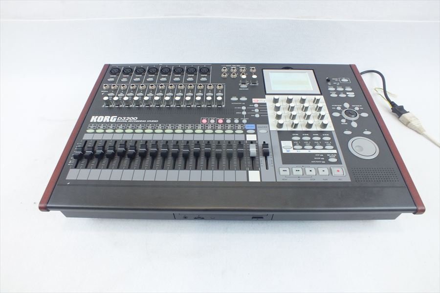  KORG コルグ D3200 マルチトラックレコーダー 現状品 221007J6139(マルチトラックレコーダー)｜売買されたオークション情報、yahooの商品情報をアーカイブ公開 - オークファン マルチトラックレコーダー