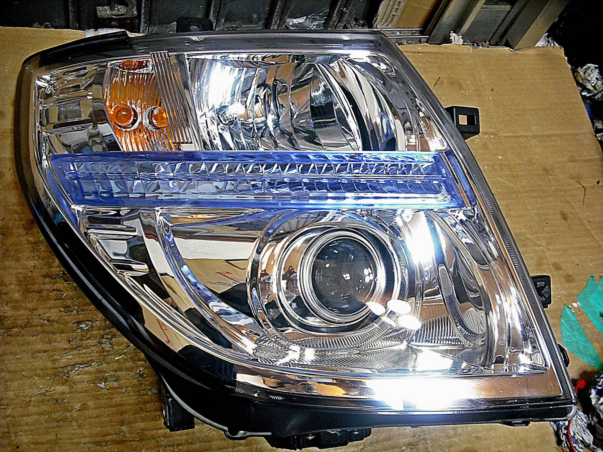 超美品 日産純正 E51 エルグランド 後期 ハイウェイスター HID