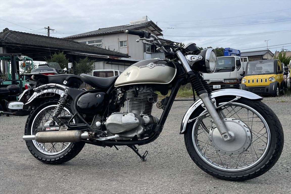エストレヤ カスタム 売り切り!1円スタート!BJ250A!ノーマル!キャブ車!エンジン始動確認済!レストアベース!全国配送可能!福岡佐賀 カワサキ エストレヤRSカスタム 売り切り!1円スタート!☆始動動画有 ほぼノーマル BJ250A型2005年 エストレヤRS?⁄エストレアRS?(BJ250A)☆中古☆カスタムシート