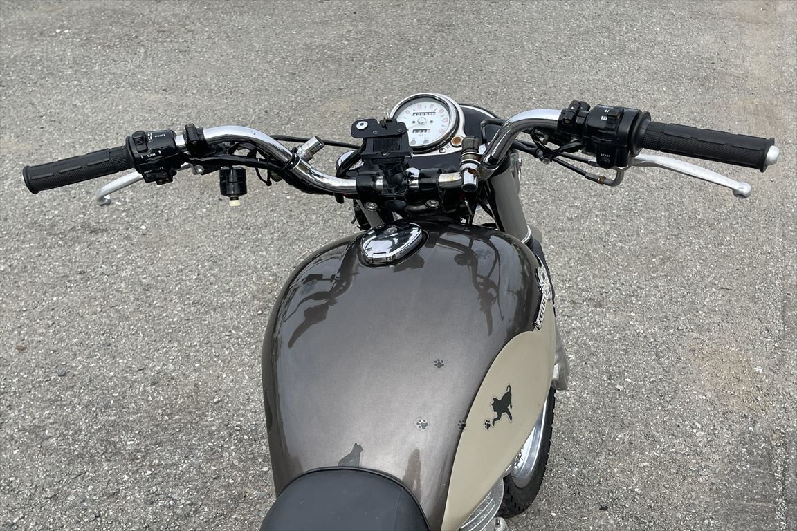 エストレヤ カスタム 売り切り!1円スタート!BJ250A!ノーマル!キャブ車!エンジン始動確認済!レストアベース!全国配送可能!福岡佐賀 カワサキ エストレヤRSカスタム 売り切り!1円スタート!☆始動動画有 ほぼノーマル BJ250A型2005年 エストレヤRS?⁄エストレアRS?(BJ250A)☆中古☆カスタムシート