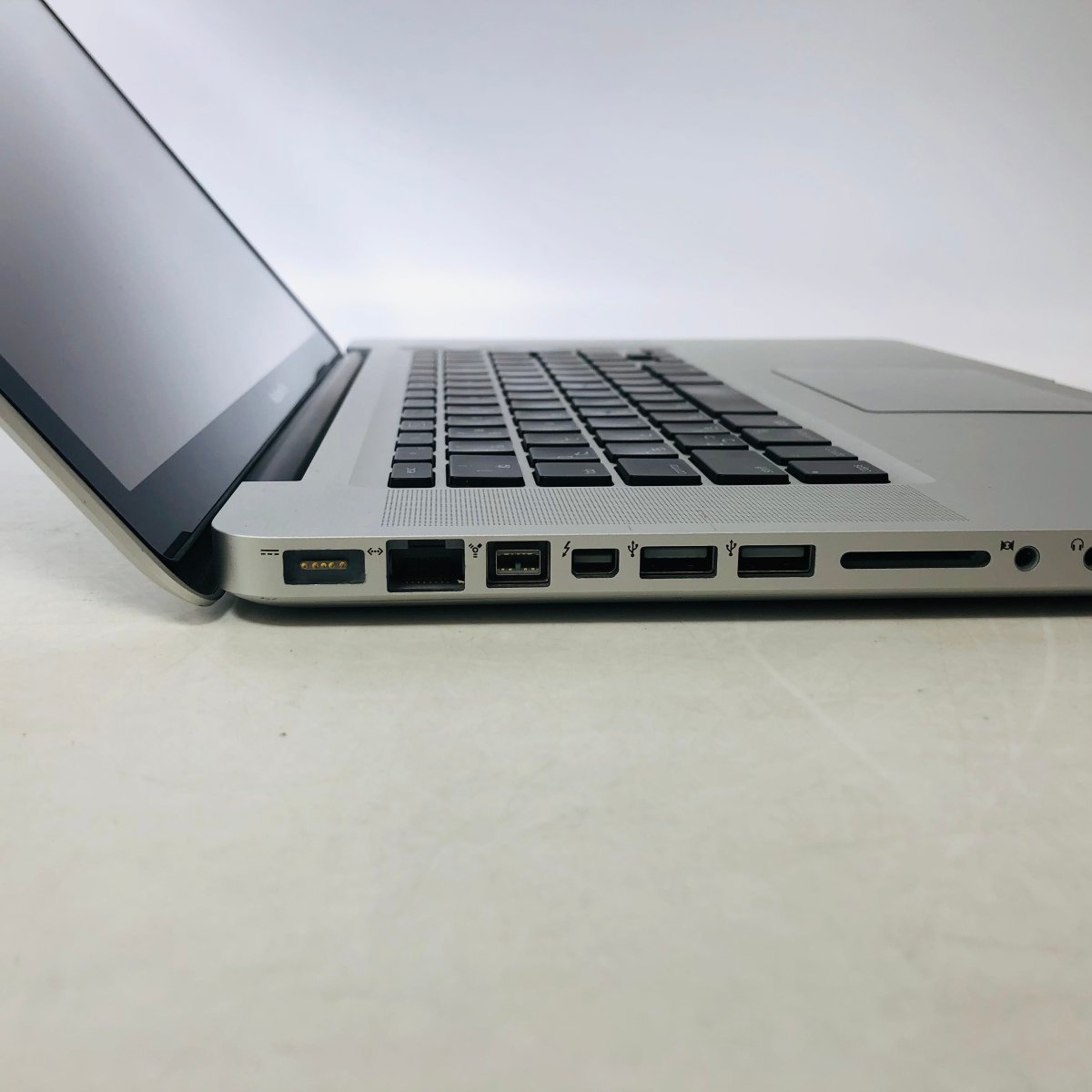 ジャンク MacBook Pro 15インチ (Early 2011) Core i7 2.2GHz/8GB