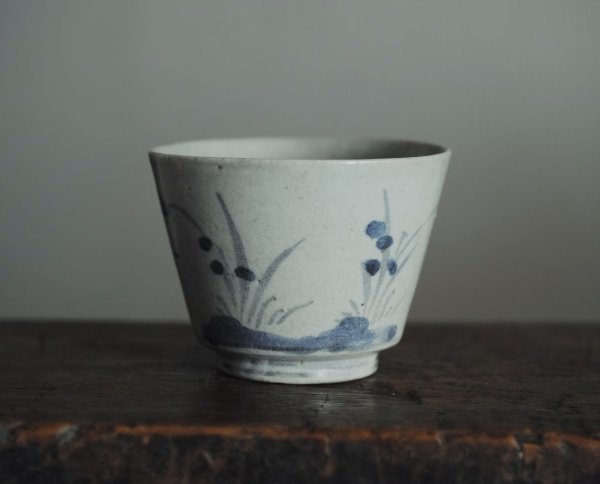 古伊万里 染付 蕎麦猪口 江戸後期 | 古美術 草花文 iichi 日々の