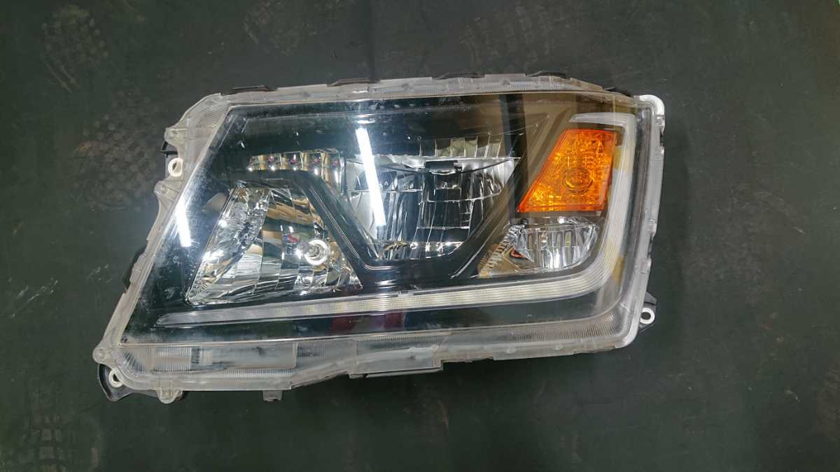日野 レンジャー プロフィア HID ヘッドライト | 左側 純正 日野 