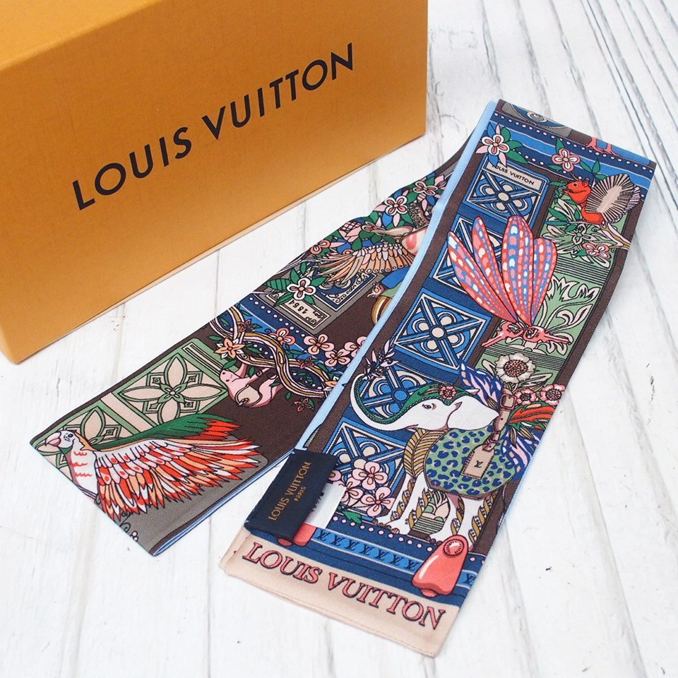 m001 Y2【極美品 ルイヴィトン バンドー・LVワンダーランド モノグラム ツイリー シルクスカーフ M76434 マルチカラー Louis Vuitton】