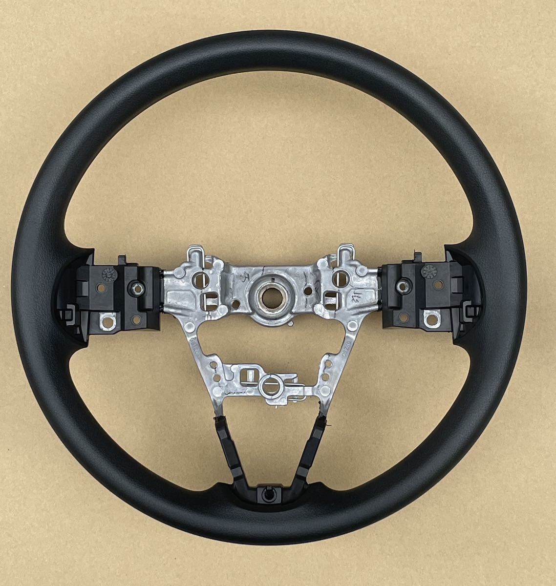 OMP ステアリング OD1954TN CORSICA コルシカ 黒スエード/チタン