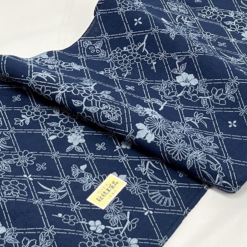 反物　阿波正藍　志ゞら織　しじら織　『斜め格子に花柄』　伝統工芸品　徳島県　ゆかた反物　藍色系　正絹　未仕立て品　ゆかた　K901