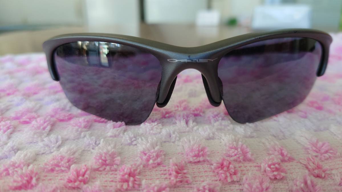 大得価，最新作 OAKLEY オークリー ハーフ ジャケットXLJ DKグレー&times;ブラック(セル、プラスチックフレーム)｜売買されたオークション情報、yahooの商品情報をアーカイブ公開 - オークファン セル、プラスチックフレーム