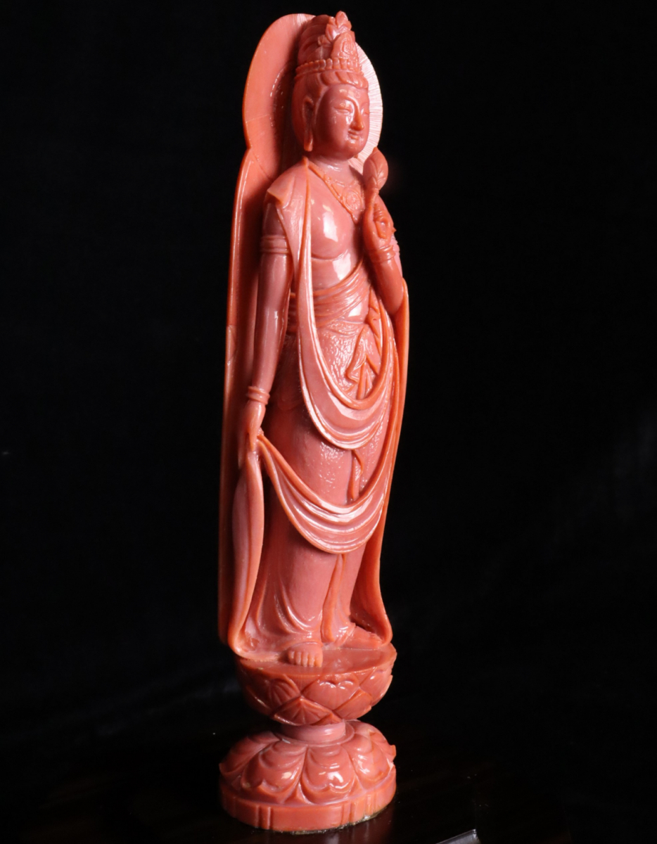 本珊瑚　珊瑚彫刻　赤珊瑚　工芸品　宝石珊瑚　置物　仏像　普賢菩薩　御本尊厨子入り 1259773_00_1635836036.jpg