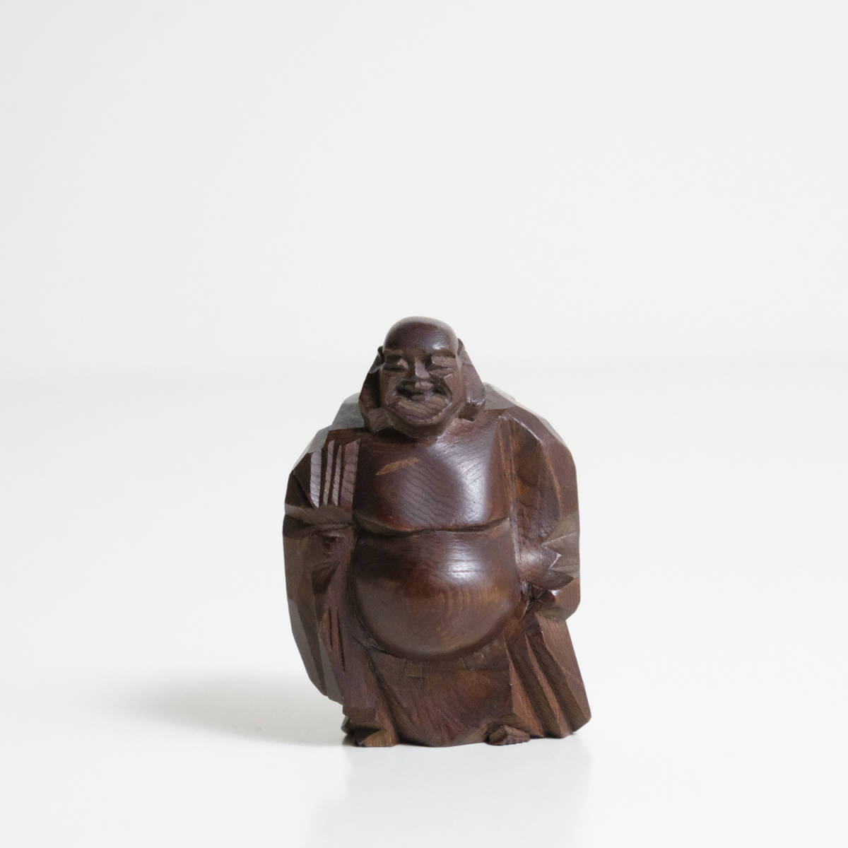 七福神 小さな木彫りの布袋様 仏 置物 縁起物 飾り オブジェ 仏像 木製