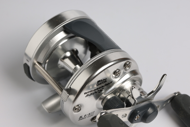 アブガルシア ABU アンバサダー5500S オールドリール ベイトリール