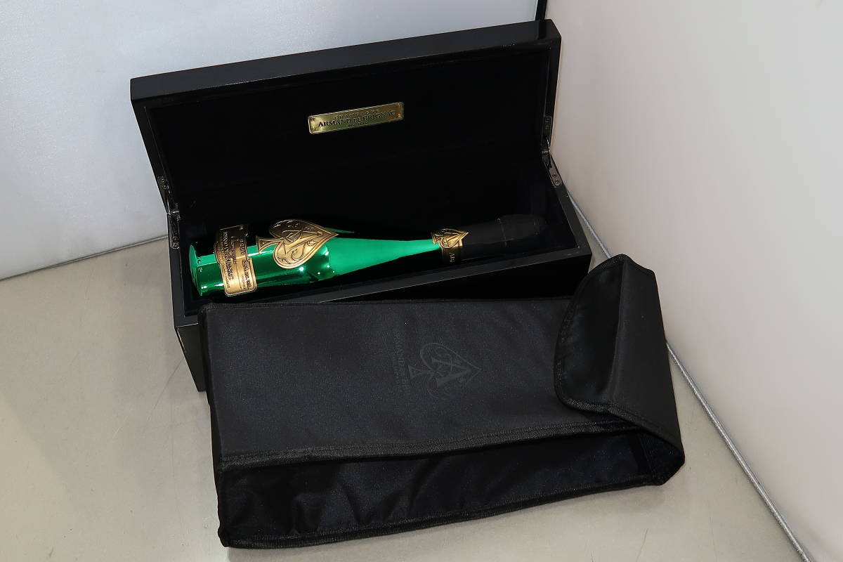 □□未開栓 ARMAND DE BRIGNAC アルマンドブリニャック グリーン 750ml