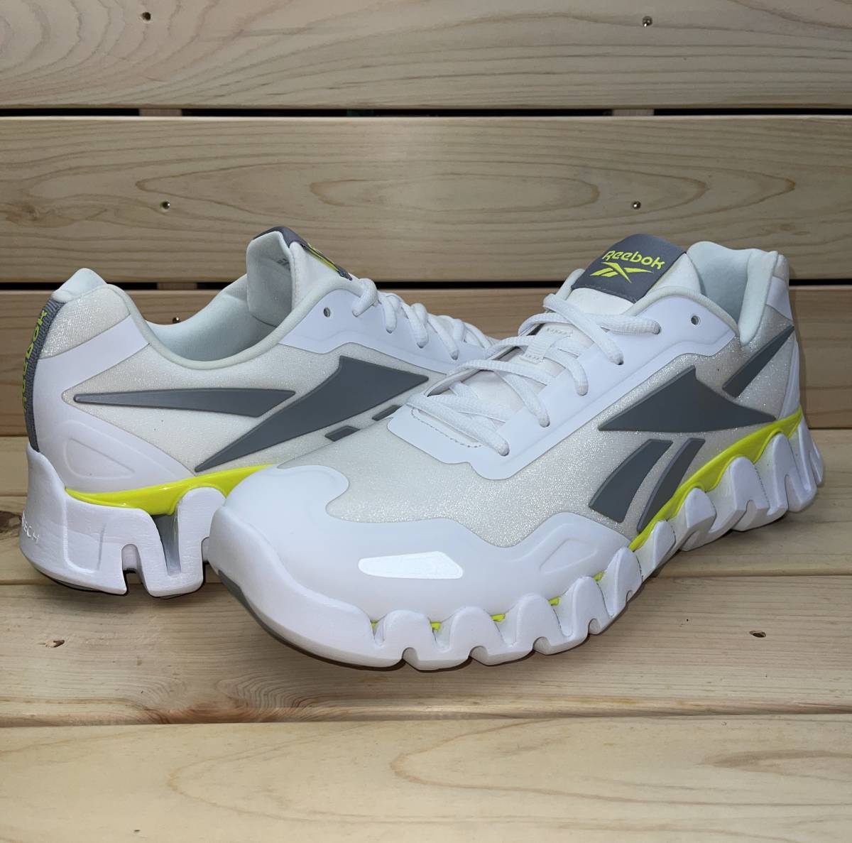 0 ⁄ 公式 ジグ パルス -Reebok Shoes Pulse Zig Reebok （ホワイト 