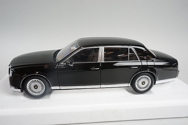  AUTOart オートアート 1/18 Toyota トヨタ Century センチュリー ブラック 78762(乗用車)｜売買されたオークション情報、yahooの商品情報をアーカイブ公開 - オークファン 乗用車