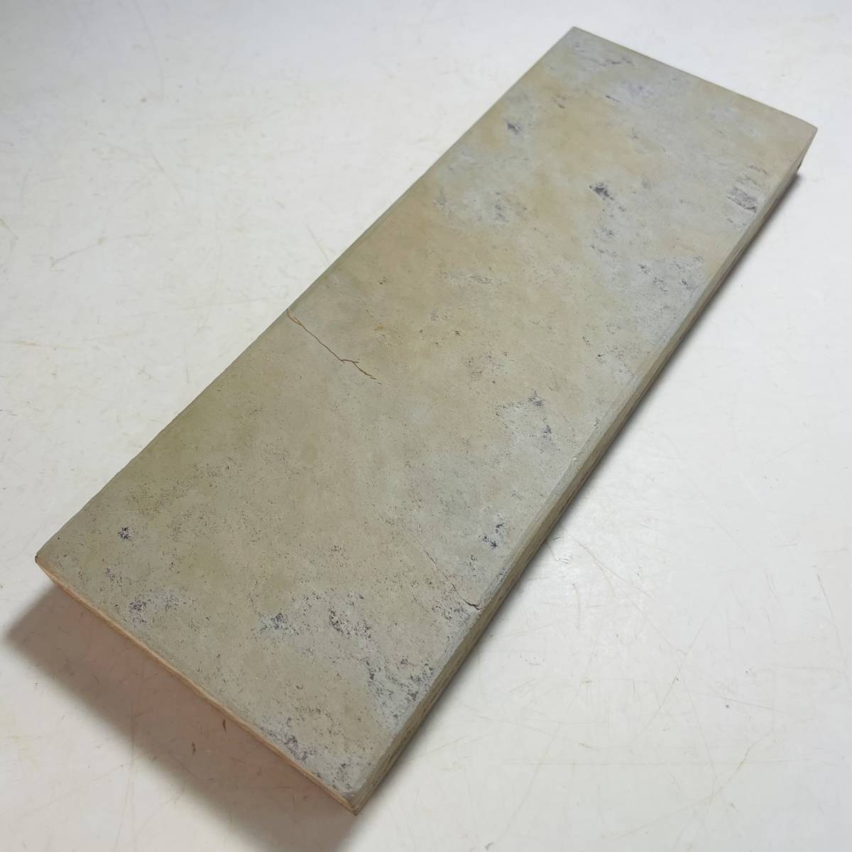 天然砥石 正本山合砥 巣板 688g 仕上げ砥石 ／鉋鑿大工道具鋸包丁京都