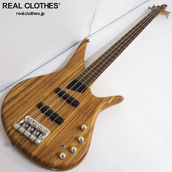 q1051946138.6