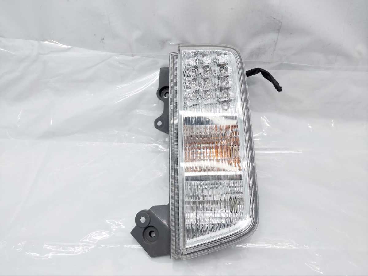 E52 エルグランド 右 テールランプ 運転席側 LED 点灯確認済み STANLEY