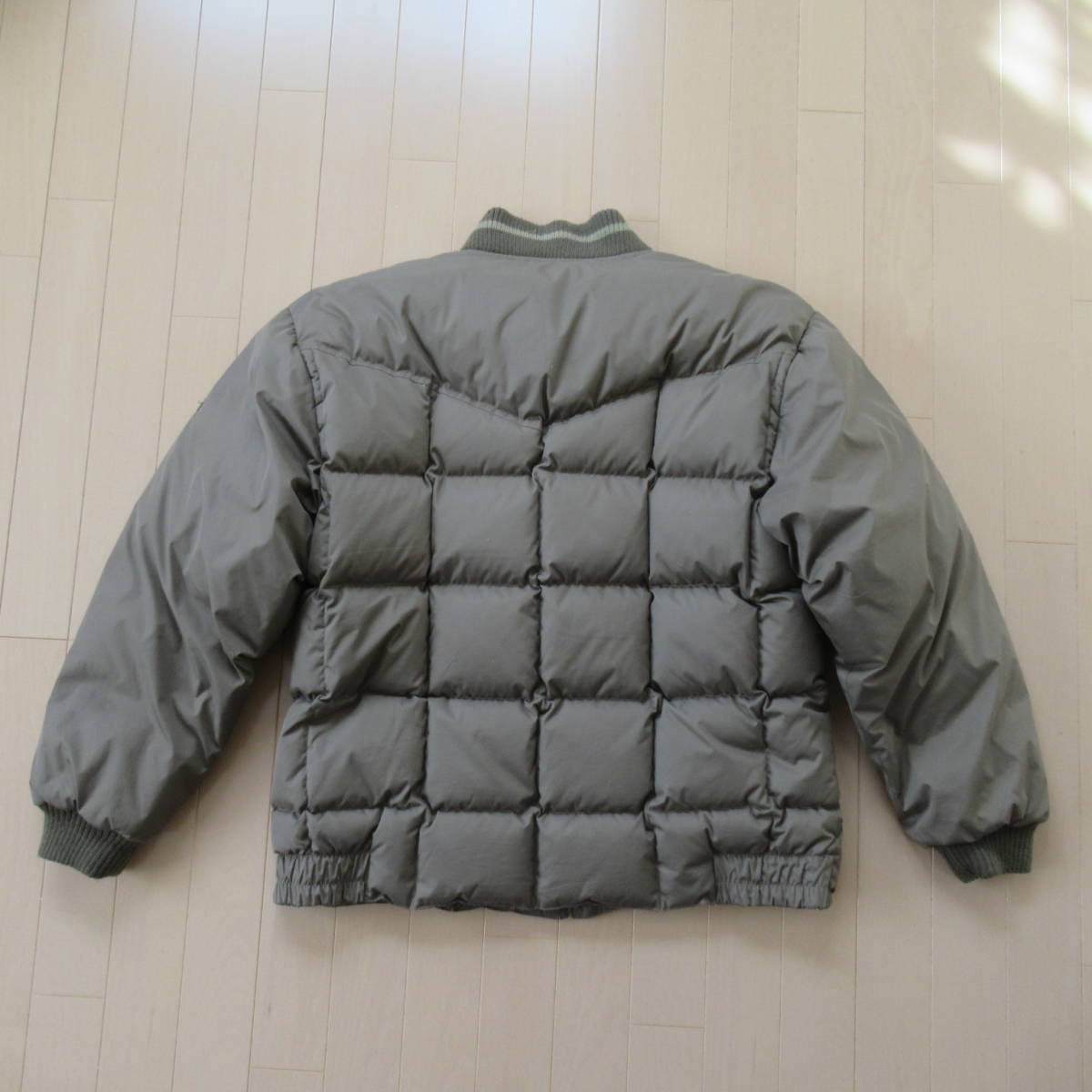 90s OLD STUSSY⁄Down Jacket⁄紺タグ⁄L⁄ダウンジャケット⁄刺繍ロゴ