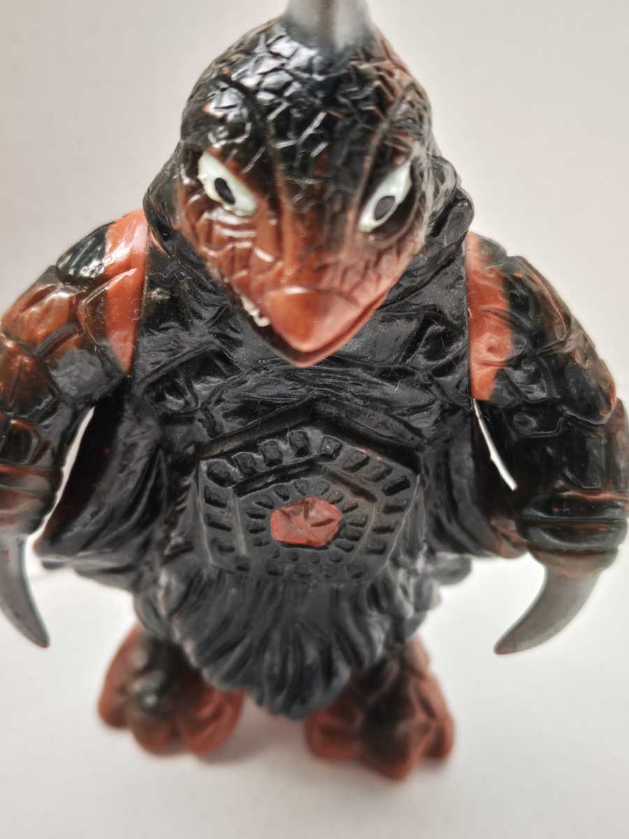 2025，低価 ポピーキングザウルスシリーズ 宇宙怪獣 ベムスター 帰っ