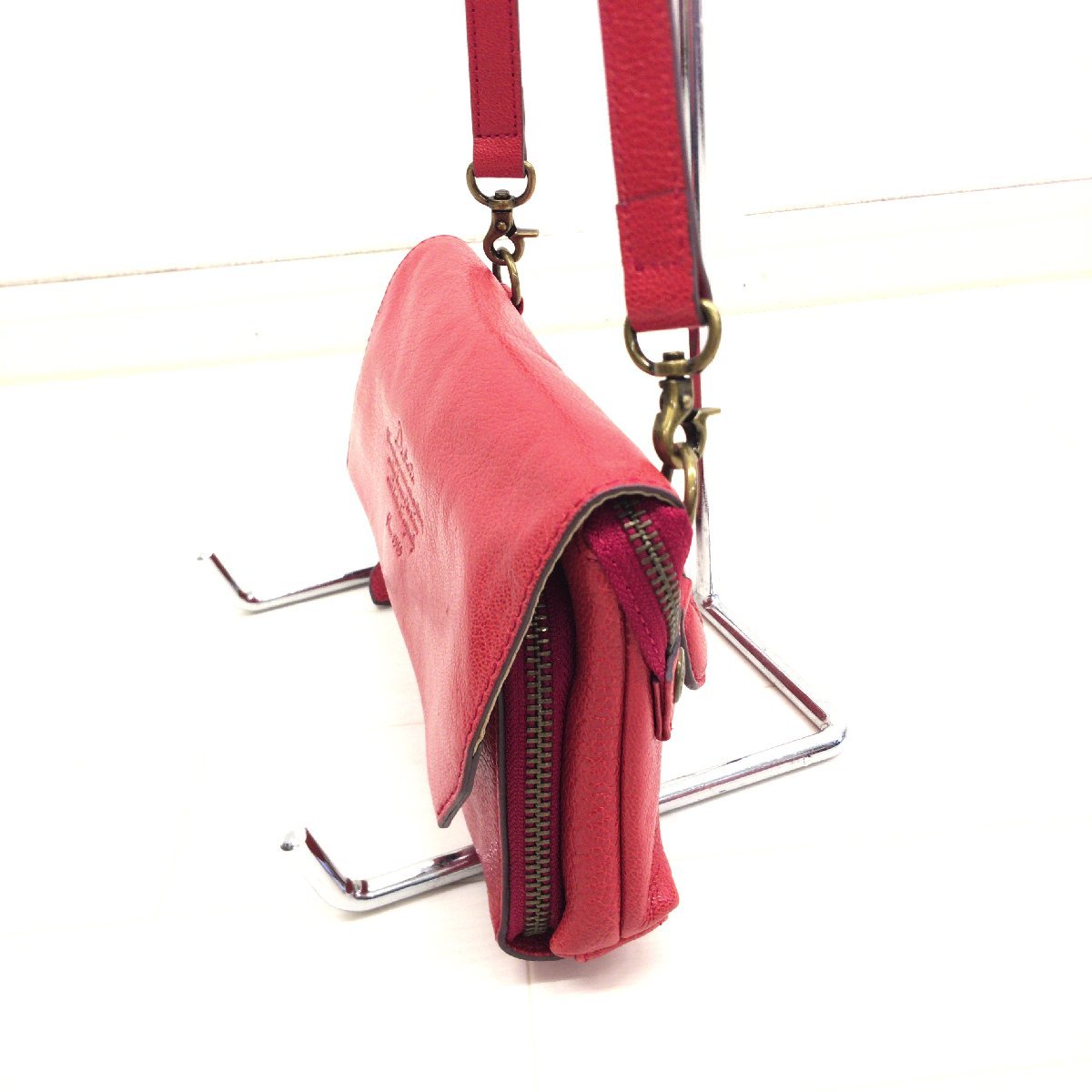 ○美品 Dakota ダコタ 本革 レザー ミニショルダーバッグ 赤系 レッド 