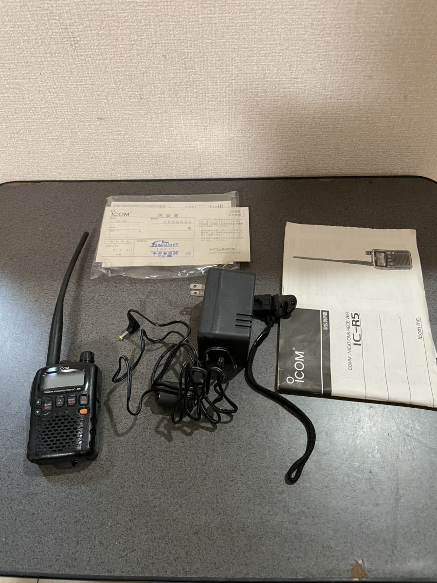 ICOM IC-R5 受信機 アイコム ICOM IC-R5 広帯域ハンディレシーバー 受信機 (新品等同