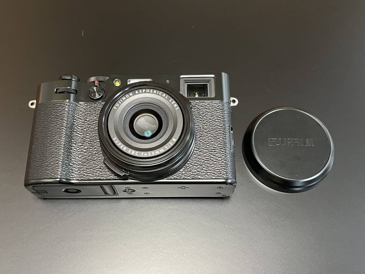 美品 FUJIFILM x100v ブラック メーカー保証残あり おまけ付き 富士 