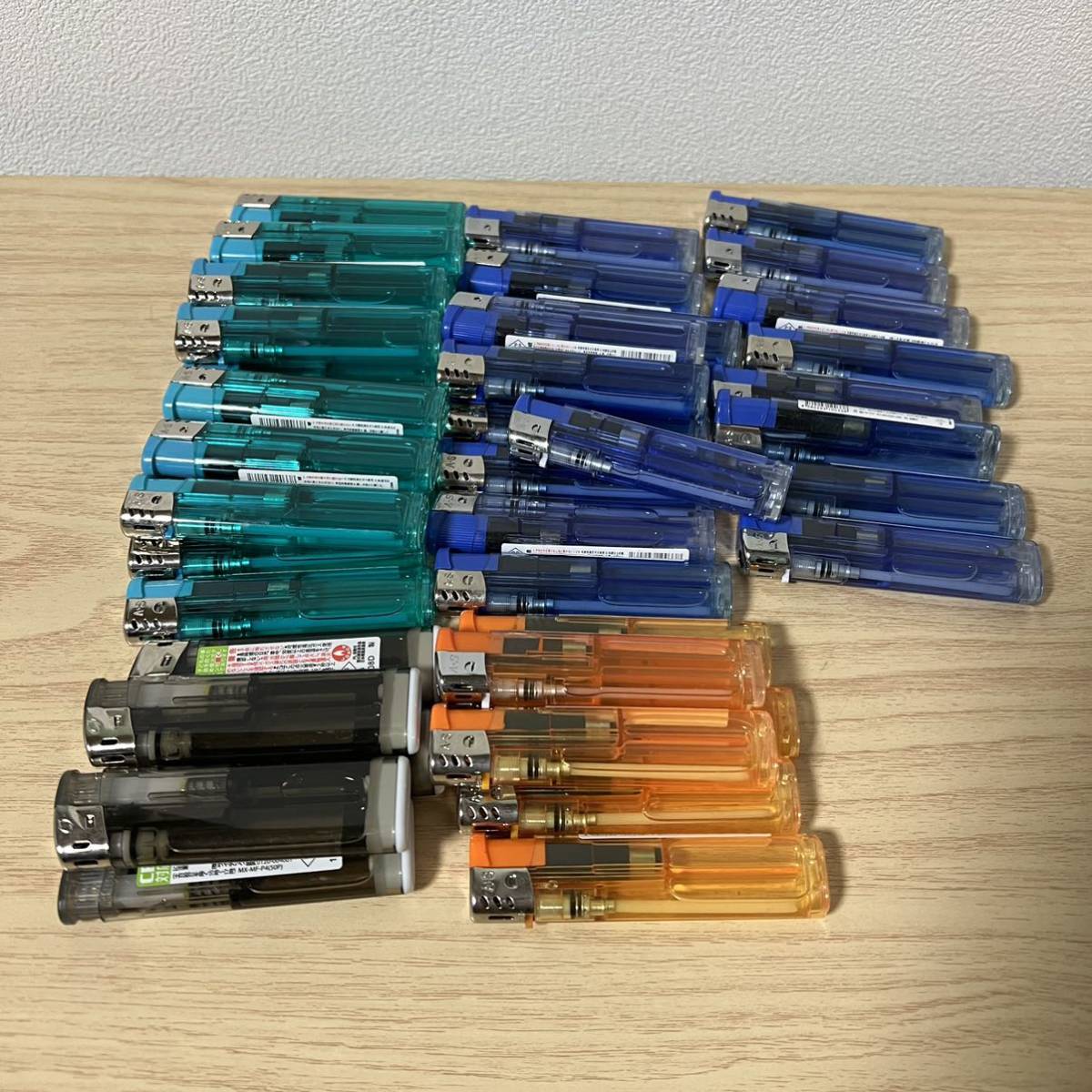 SI□未使用□ 100円ライター 使い捨てライター 4色 計45本セット 黒5本