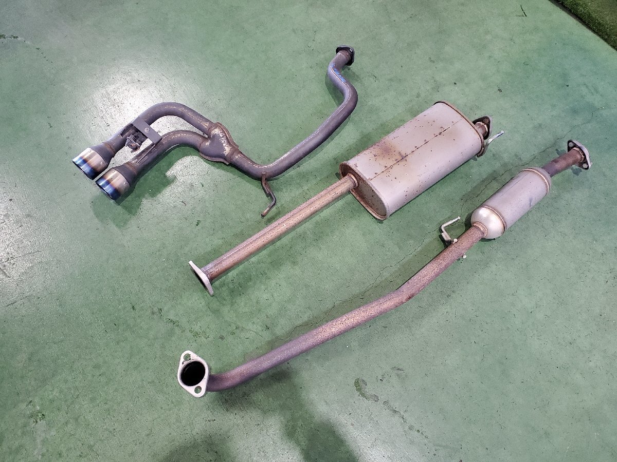 ○ マフラー HKS センター出し N-ONE エヌワン DBA-JG1 JG2(社外品 