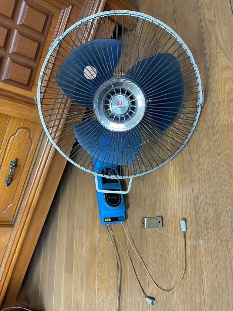 昭和レトロ 壁掛け 扇風機 HITACHI B 30TD Yahoo!オークション - 昭和