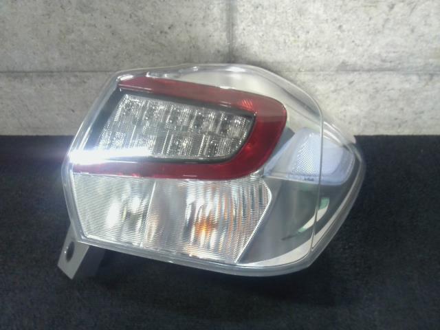 スバル　ＸＶ DAA-GPE 右テールランプ Ｈ25　LED(点灯確認済み)　84912FJ220　☆画像参照☆