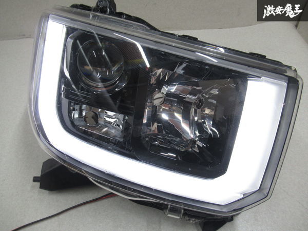 レンズ割れ無し!! ダイハツ 純正 LA700S LA710S ウェイク LED ヘッド