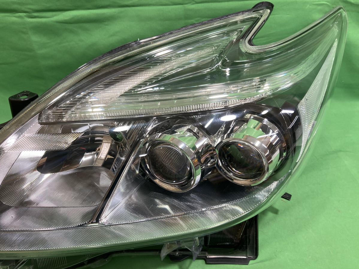 トヨタ プリウス 30系 後期用 左ヘッドライト LED ユニットのみ 取付