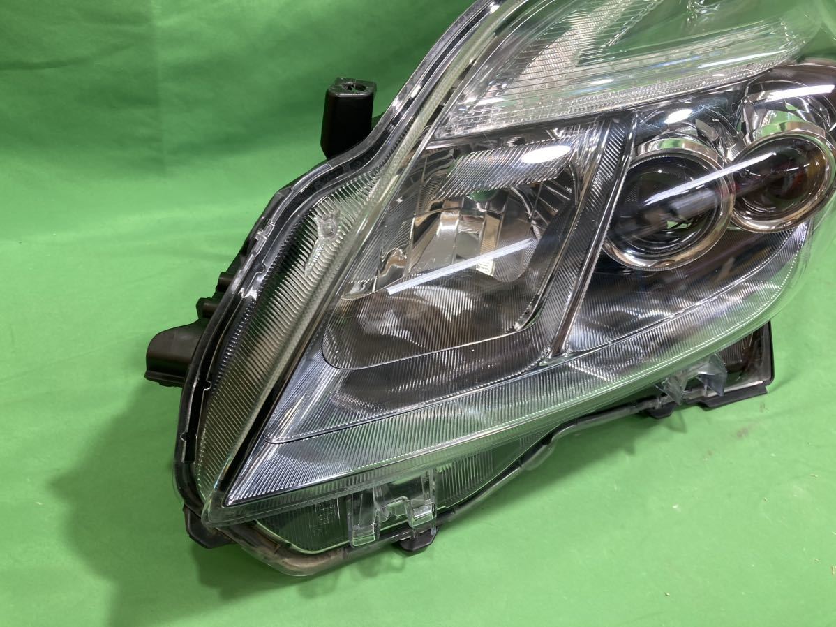 トヨタ プリウス 30系 後期用 左ヘッドライト LED ユニットのみ 取付