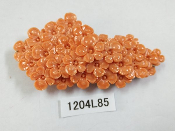 1204L85 本珊瑚 サンゴ 帯留 彫刻品 約25.1g 帯留 サンゴ 本珊瑚