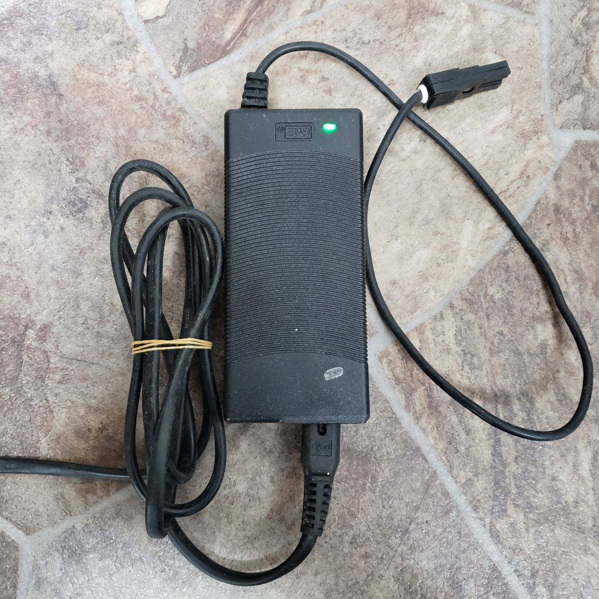 Pump TT5000 | Atlantic &amp; Pond Waterfall with Water Gardens com - : TT-Series 3-Function Racing