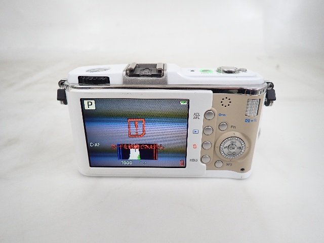 OLYMPUS E-P1 ミラーレス一眼カメラ オリンパス PEN ミラーレス一眼 シルバー ダブルレンズ | (オリンパス) E-P1｜トレファクONLINE ボディ BODY-SLV 公式通販 レンズキット -