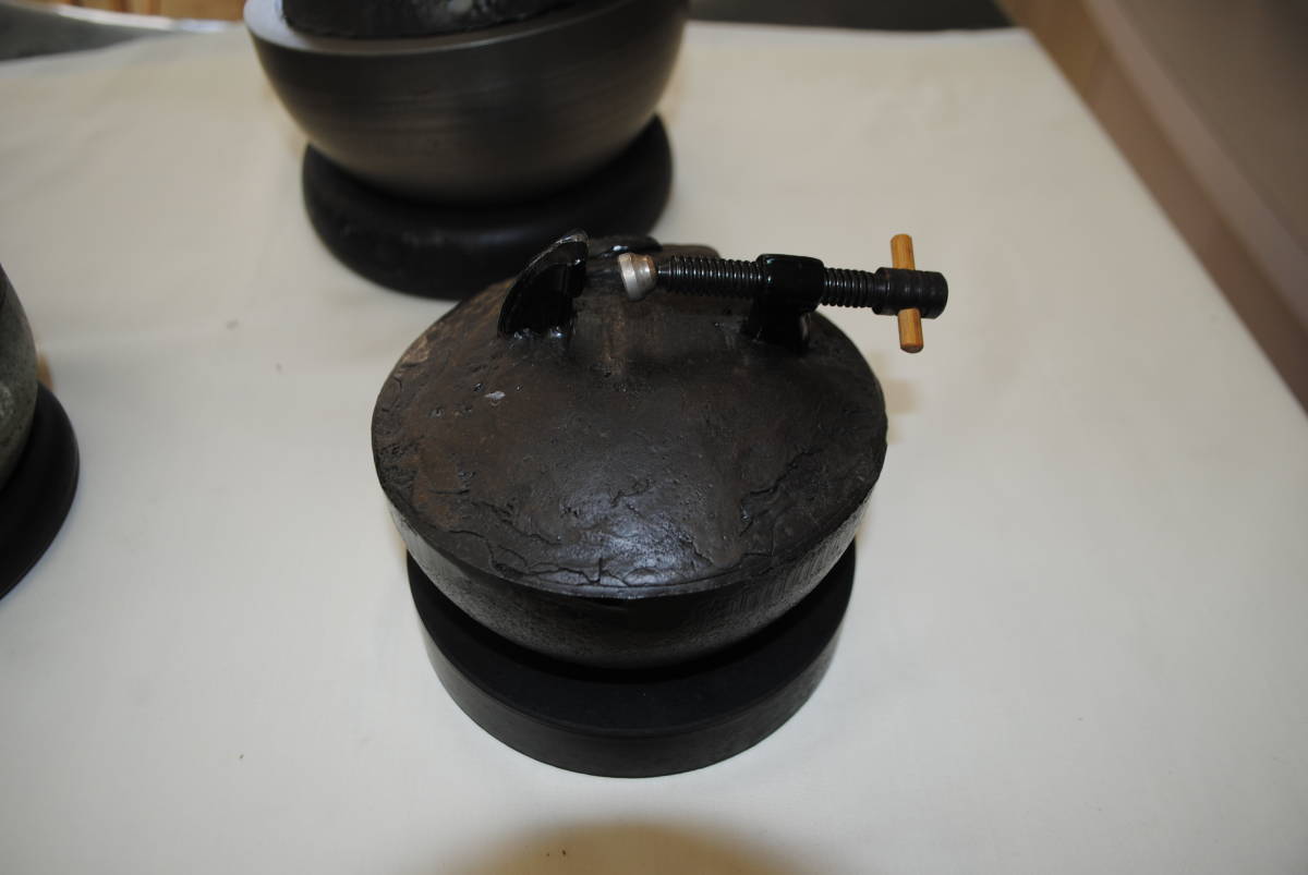 【彫金工具】　HARP　彫刻台バイス　+　ピッチボール大　ゴム台付き　（商品番号31）