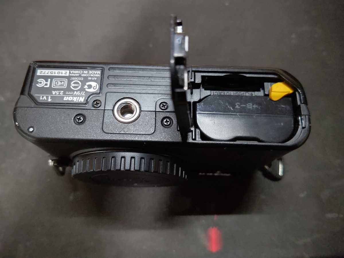 Nikon 0 V1 ニコン J1 薄型レンズキット 初心者おすすめ ミラーレス
