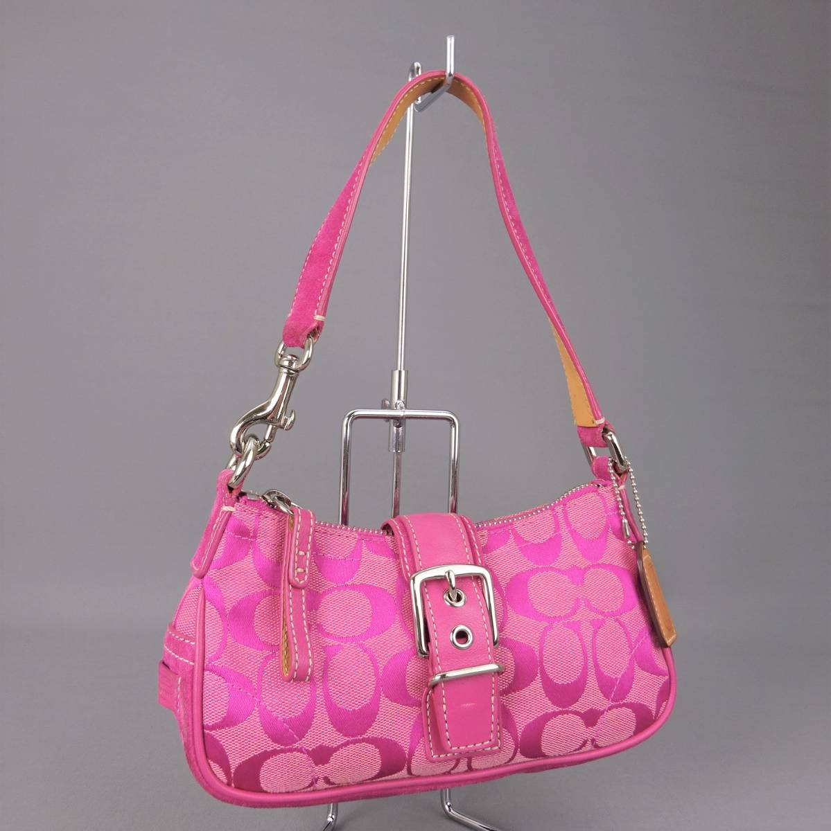 美品】COACH アクセサリーポーチ ハンドバッグ フック ゴールド 美品