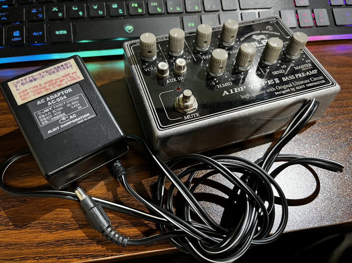 Albit A1BP TYPEⅡ ベース用プリアンプ 専用アダプター付 箱無し 使用品
