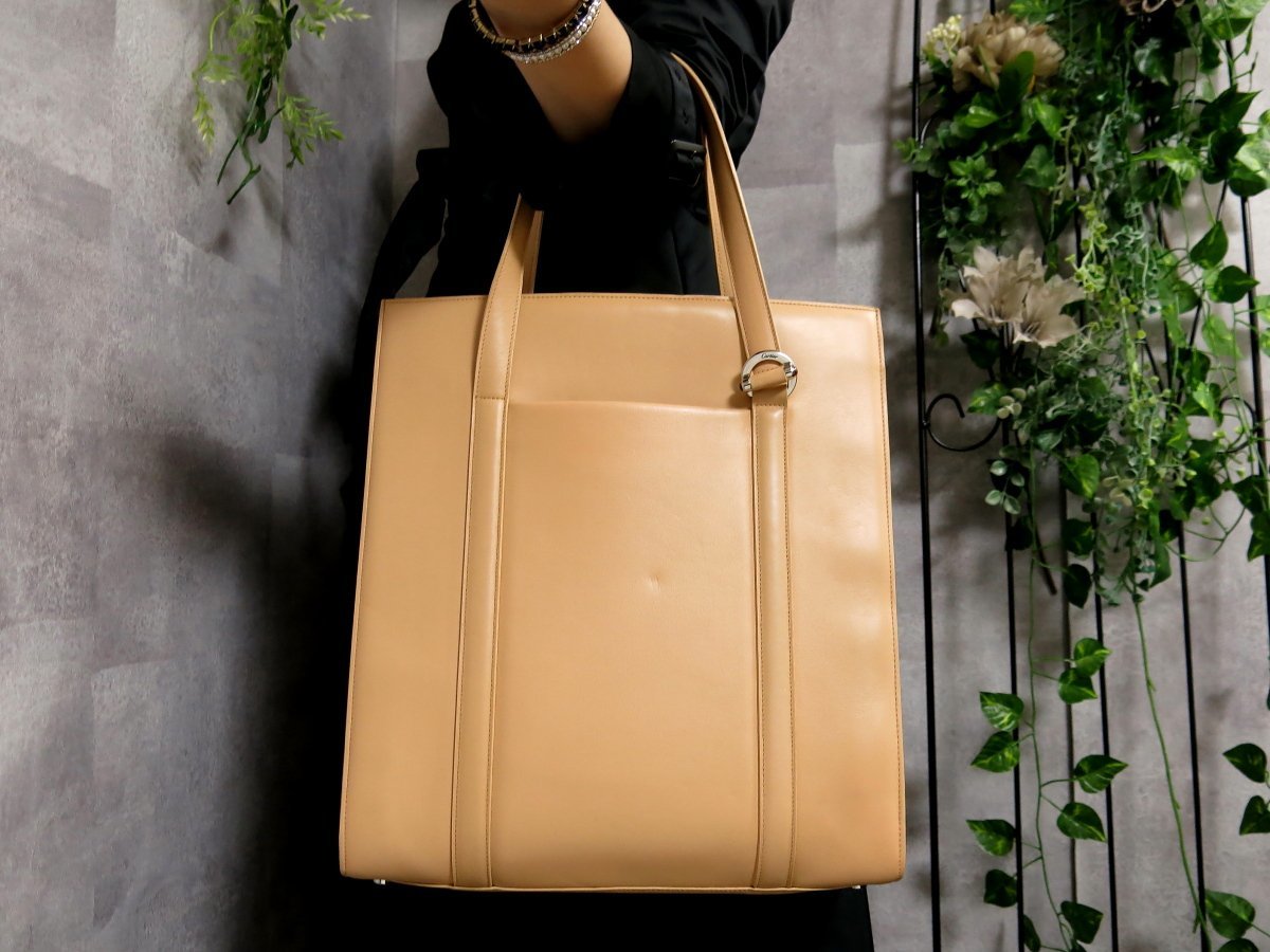 カルティエ レザー ○超美品○Cartier カボション カボションの通販 