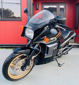 GPz900RのYahoo!オークション(旧ヤフオク!)の相場・価格を見る｜Yahoo