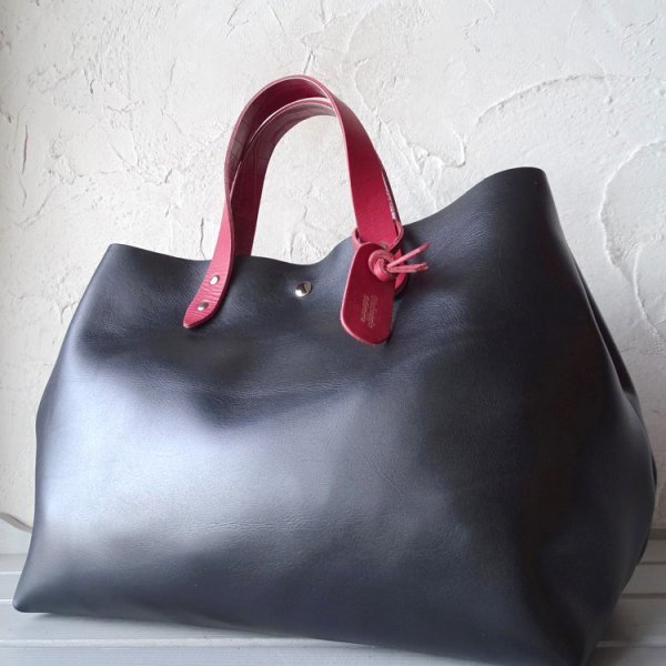 もっちり アクセント貼り合わせハンドル 手持ち 男女兼用 サイドホック ベーシック レザーバッグ ハンドメイド