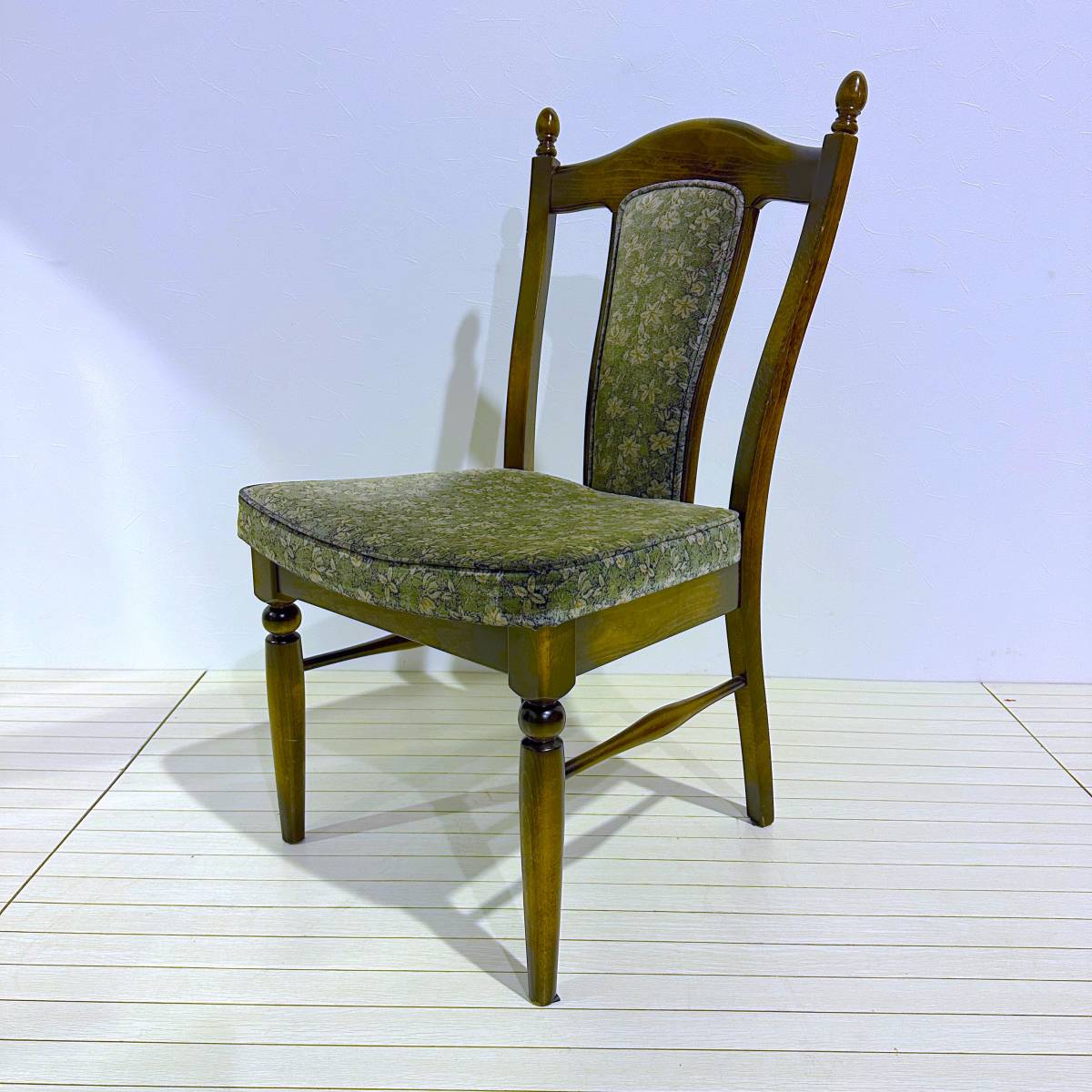 【1脚ずつ/在庫17脚有】Karimoku　カリモク　コロニアル　CC17モデル　ダイニングチェア　古民家　カフェにお勧め　和モダン　