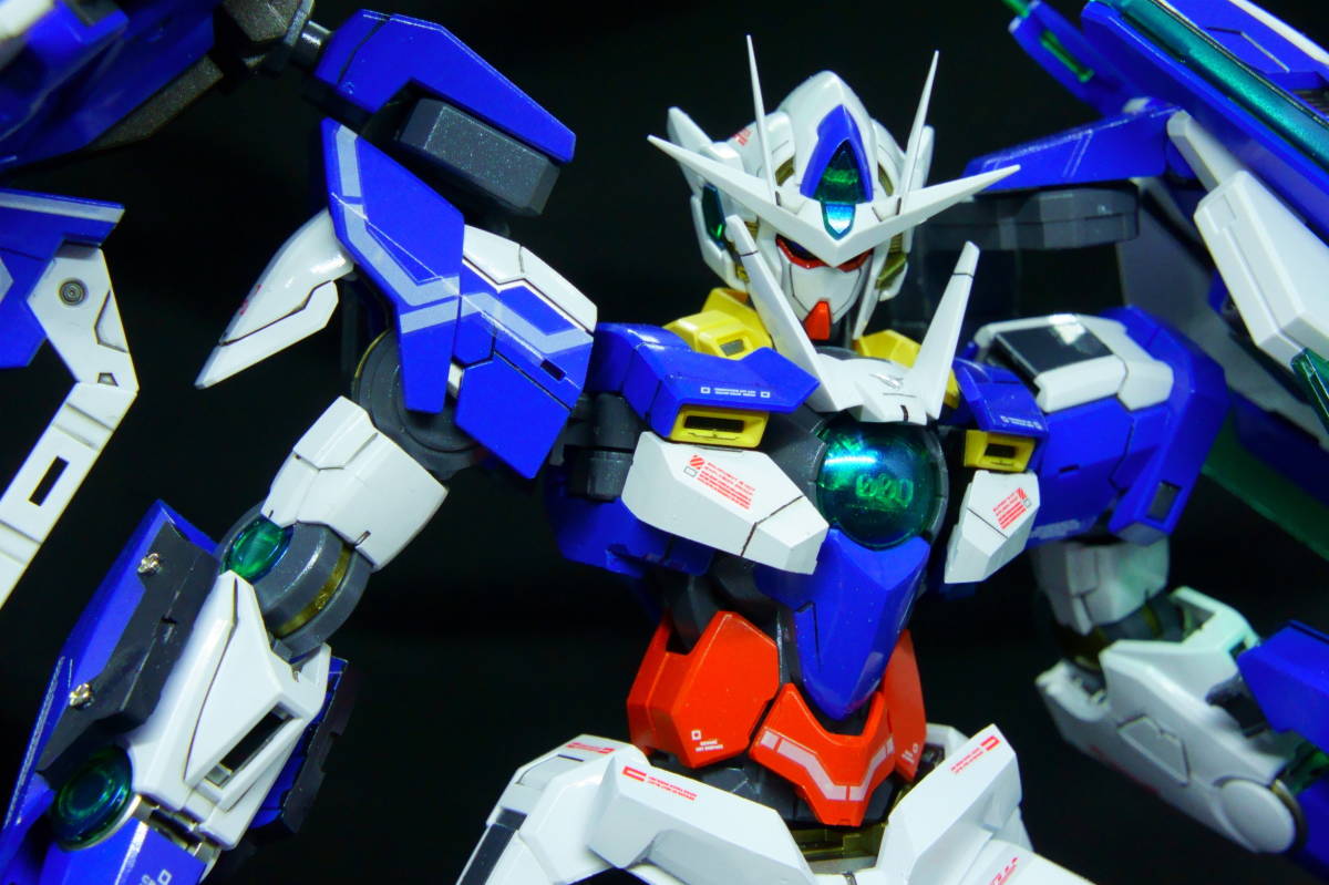 最安値，新品 ダブルオー クアンタフルセイバー (MG) 完成品 改修