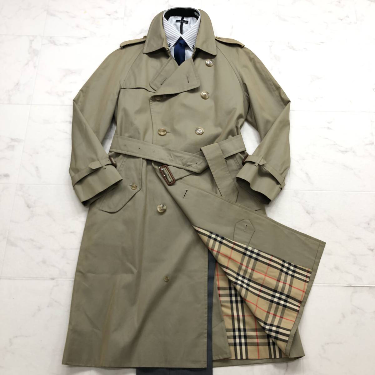 BURBERRY(バーバリー)年代別タグ解説。トレンチコートの魅力もご AW