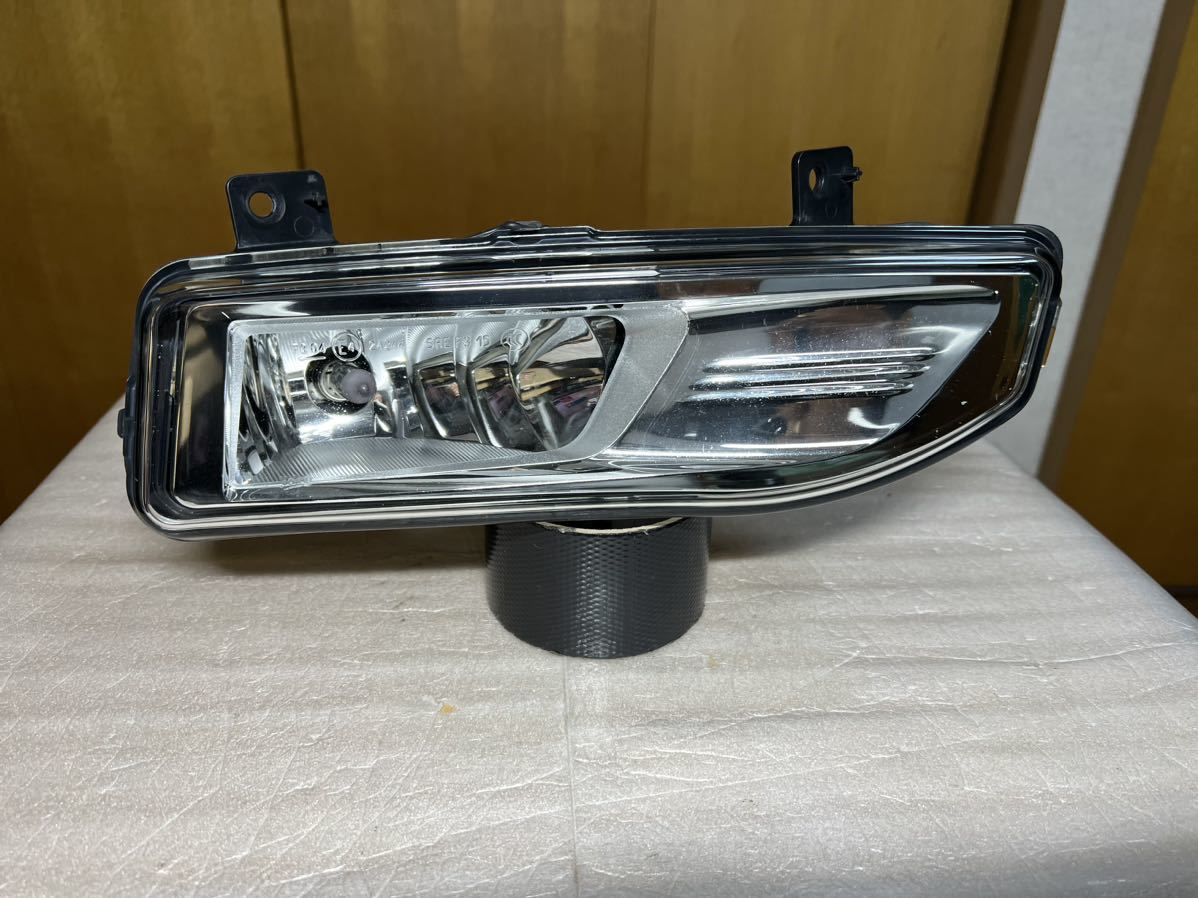 日産 ノート e12 エクストレイル T32 セレナ C27 純正オプション LED 
