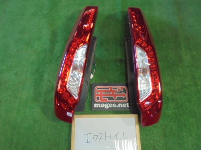 5EK1001JD6 ) 日産 エクストレイル T31/NT31 後期型 純正 テールランプ左右セット　コイト　220-23308