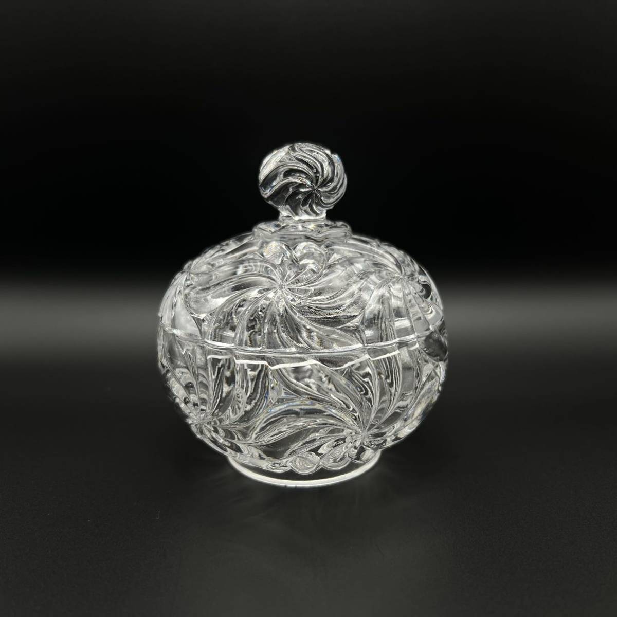 バカラ ロザース ミュルティプル Baccarat Rosaces Multiples ボンボ