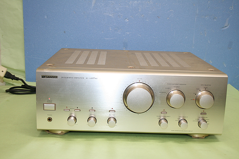 サンスイSANSUI AU-α607プリメインアンプ 中古動作品 サンスイ SANSUI プリメインアンプ AU-α607MR AU-α607 山水 - アバック