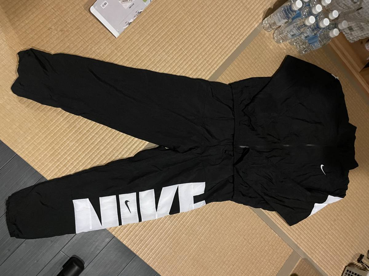 NIKEナイキウェアウィンドブレーカー上下セットXL 【公式通販】